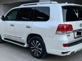 Land Cruiser V8